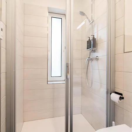 - Terrasse - Modern - Küche