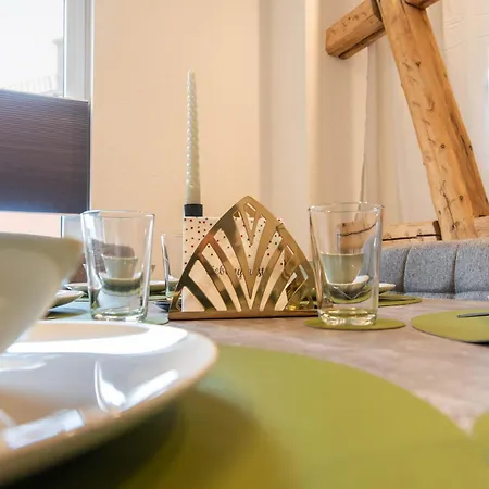 - Terrasse - Modern - Kueche Apartment Gotha
